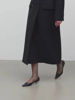 Heels><noscript><img data-lazyloaded=