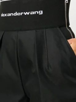 Shorts><noscript><img data-lazyloaded=