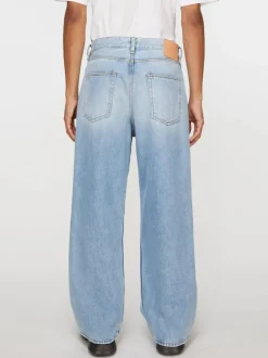 Jeans | Jeans><noscript><img data-lazyloaded=