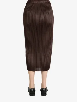 Skirts><noscript><img data-lazyloaded=