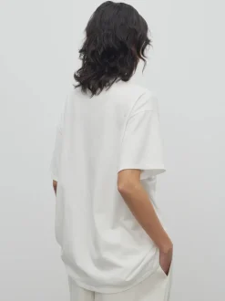 T-shirts><noscript><img data-lazyloaded=