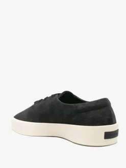 Sneakers><noscript><img data-lazyloaded=