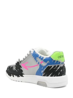 Sneakers><noscript><img data-lazyloaded=