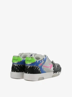 Sneakers><noscript><img data-lazyloaded=