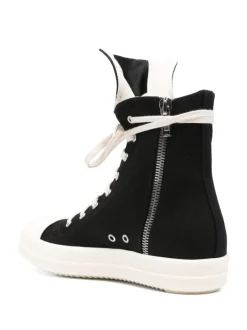 Sneakers><noscript><img data-lazyloaded=