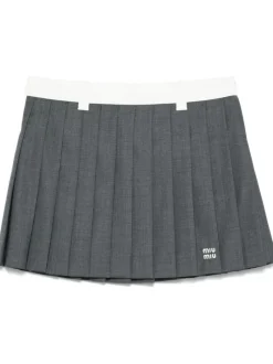 Skirts><noscript><img data-lazyloaded=