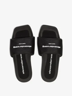 Sandals><noscript><img data-lazyloaded=