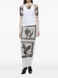 Skirts><noscript><img data-lazyloaded=