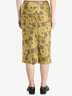 Skirts><noscript><img data-lazyloaded=