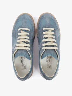 Sneakers><noscript><img data-lazyloaded=