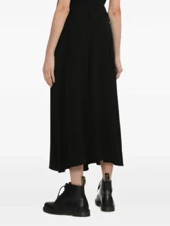 Skirts><noscript><img data-lazyloaded=