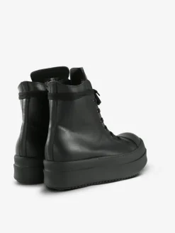 Sneakers><noscript><img data-lazyloaded=