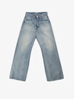 Jeans><noscript><img data-lazyloaded=