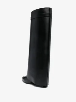 Boots><noscript><img data-lazyloaded=