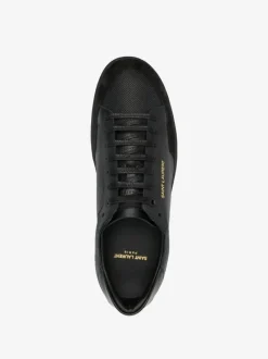 Sneakers><noscript><img data-lazyloaded=