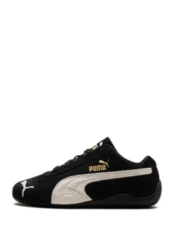 Sneakers><noscript><img data-lazyloaded=
