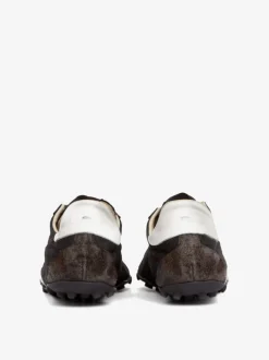 Sneakers><noscript><img data-lazyloaded=
