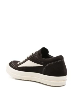 Sneakers><noscript><img data-lazyloaded=