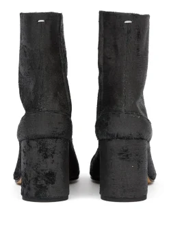 Boots><noscript><img data-lazyloaded=