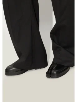 Loafers & Mules><noscript><img data-lazyloaded=