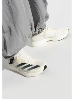 Sneakers | Sneakers><noscript><img data-lazyloaded=