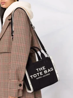 Bags><noscript><img data-lazyloaded=