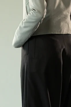 Pants><noscript><img data-lazyloaded=