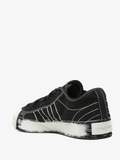 Sneakers | Sneakers><noscript><img data-lazyloaded=