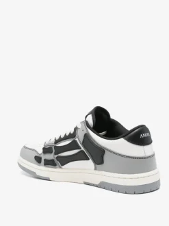 Sneakers><noscript><img data-lazyloaded=