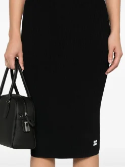 Skirts><noscript><img data-lazyloaded=