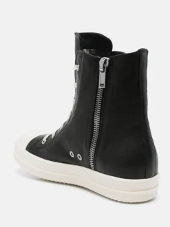 Sneakers><noscript><img data-lazyloaded=