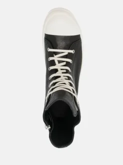 Sneakers><noscript><img data-lazyloaded=