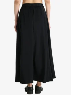 Skirts><noscript><img data-lazyloaded=