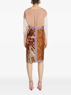 Skirts><noscript><img data-lazyloaded=