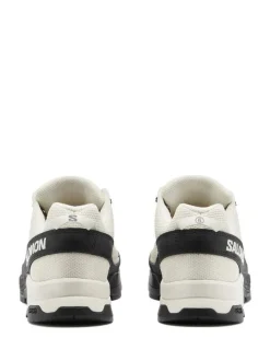 Sneakers><noscript><img data-lazyloaded=