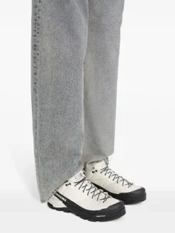 Sneakers><noscript><img data-lazyloaded=