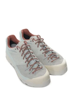 Sneakers | Sneakers><noscript><img data-lazyloaded=