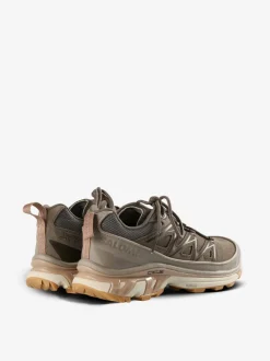 Sneakers | Sneakers><noscript><img data-lazyloaded=