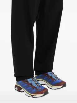 Sneakers><noscript><img data-lazyloaded=